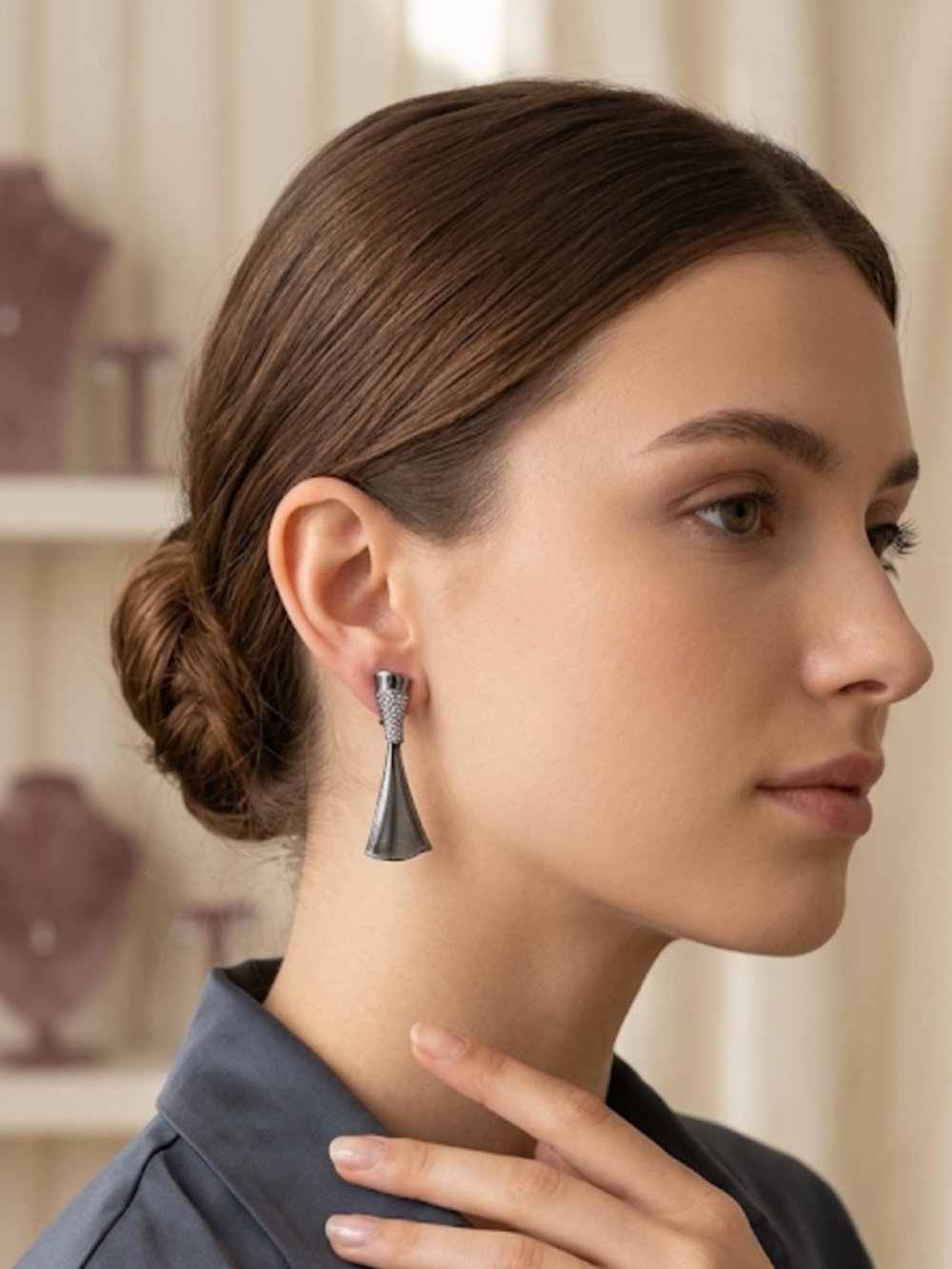 1. Swarovski Crystal Drop Earrings Rhodium plated💎